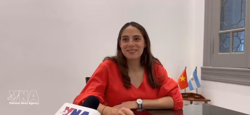 La docteure en relations internationales Nadia Radulovich. Photo : VNA.