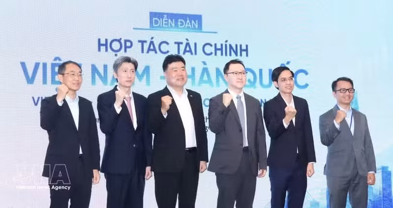 Les délégués participant au Forum de coopération financière Vietnam-République de Corée. Photo : VNA.
