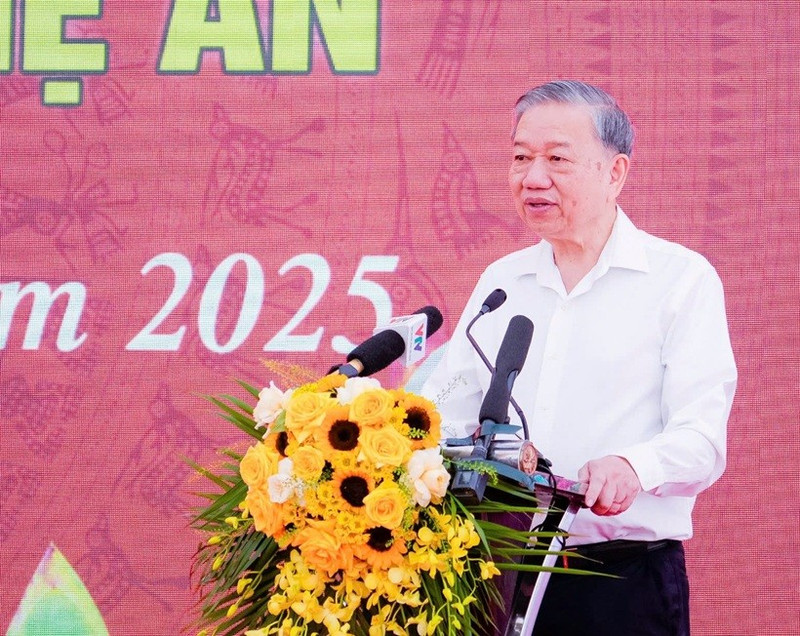 Le secrétaire général du Parti communiste du Vietnam (PCV), To Lam s'exprime lors de la cérémonie. Photo : Thanhnien.