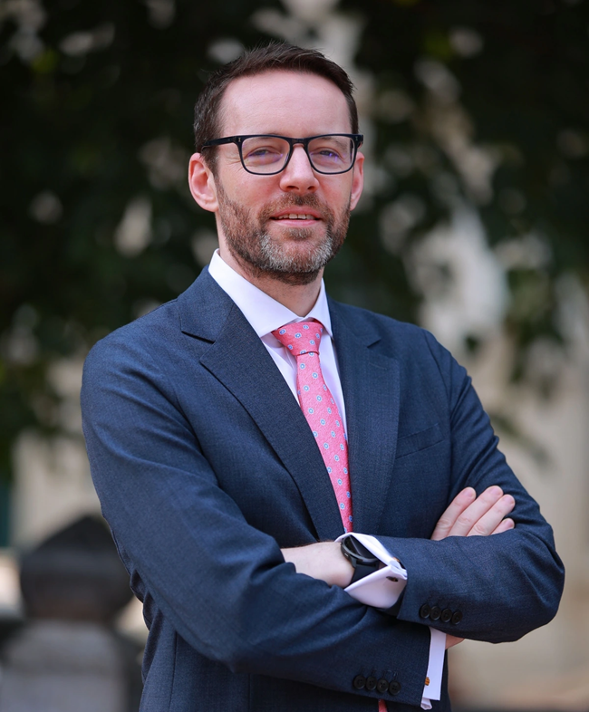 L’ambassadeur du Royaume-Uni au Vietnam, Iain Frew. Photo : VOV.