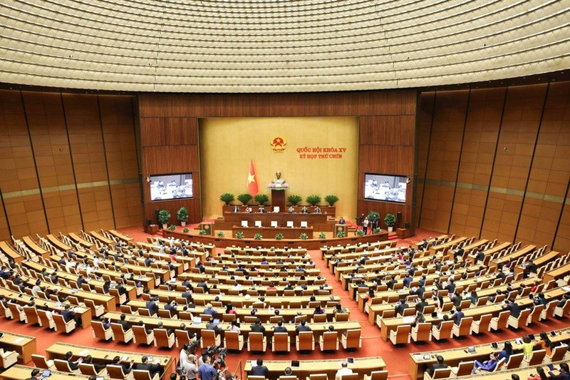 Vue d’ensemble de la séance de clôture de la 9e session de la XVe Assemblée nationale. Photo : VNA.