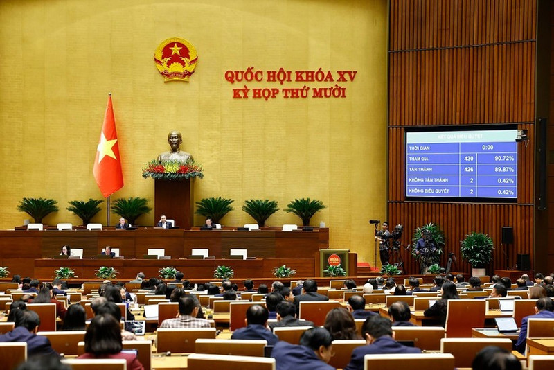 Les députés adoptent la Loi sur sur l’extradition. Photo : VNA.