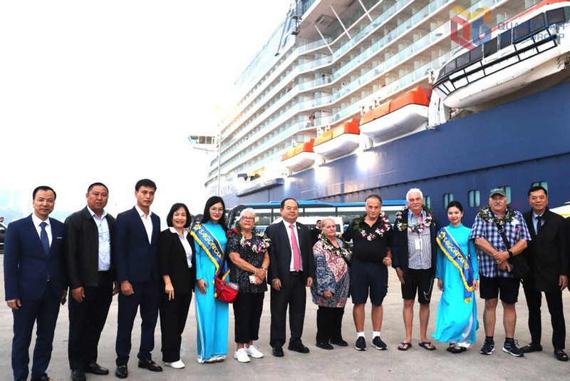Les touristes ont été impressionnés par l'accueil chaleureux de la province de Quang Ninh à l'occasion du Nouvel An. Photo : Baoquangninh.
