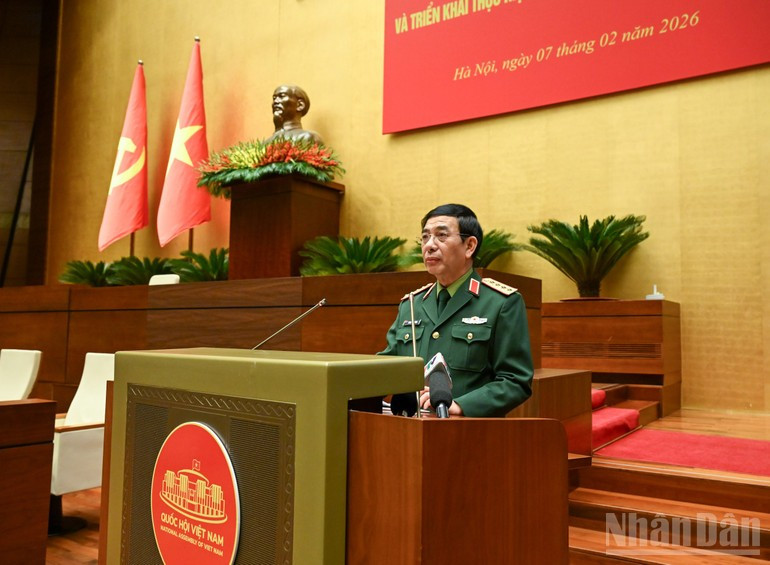 Le ministre de la Défense, Phan Van Giang. Photo : Nhân Dân.