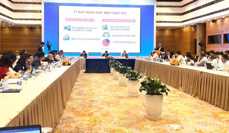 Lors du Forum économique du Vietnam 2026. Photo : NDEL.
