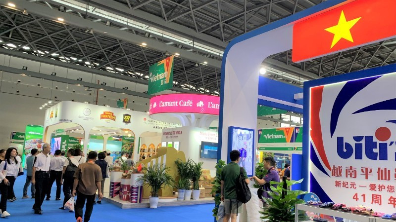 Stand du Vietnam dans un grand salon en Chine. Photo d'illustration.