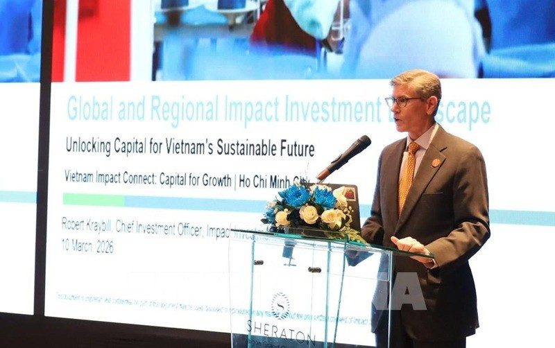 Robert Kraybill, directeur des investissements chez IIX, s'exprime lors du forum. Photo : VNA.