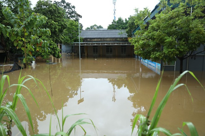 De fortes pluies ont provoqué des inondations dans plusieurs zones de la province de Tuyen Quang, au Nord du Vietnam. Photo : VNA.