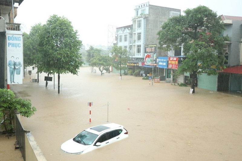 De fortes pluies ont provoqué des inondations dans le quartier de Phan Dinh Phung, province de Thai Nguyen. Photo : VNA.