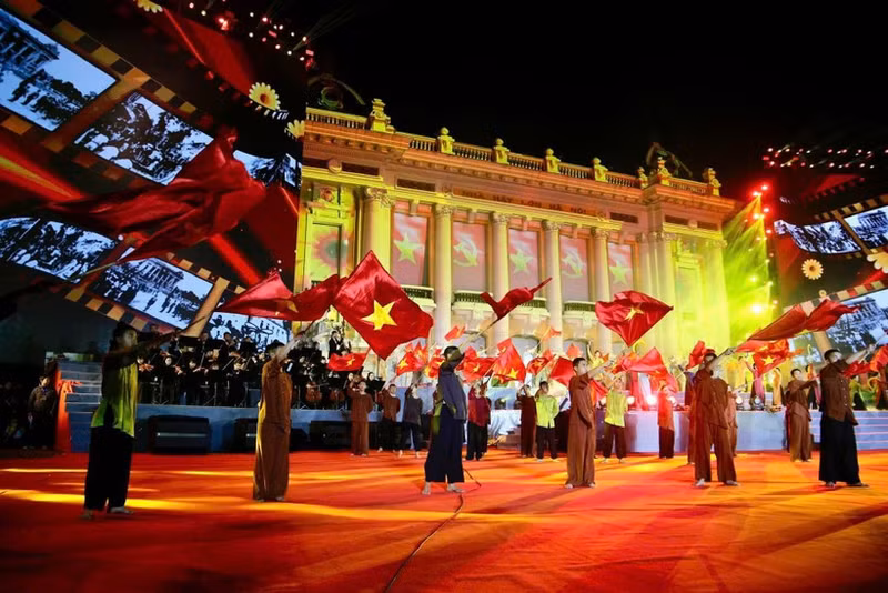Le spectacle intitulé « Hanoï - Depuis l'automne historique de 1945 » aura lieu à la place de la Révolution d'Août dans la soirée du 15 août. Photo: HNM.