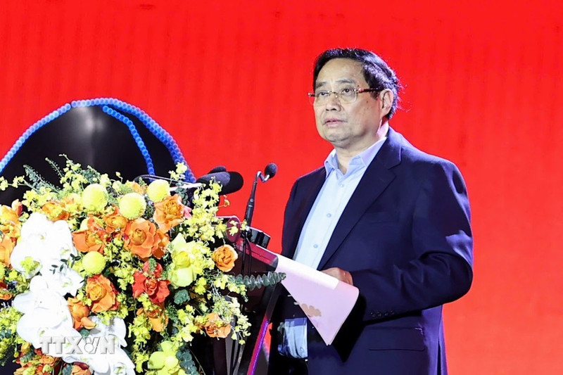 Le Premier ministre Pham Minh Chinh prend la parole lors de la cérémonie d'ouverture de la Semaine “Grande union nationale – Patrimoine culturel du Vietnam” 2025. Photo : VNA.