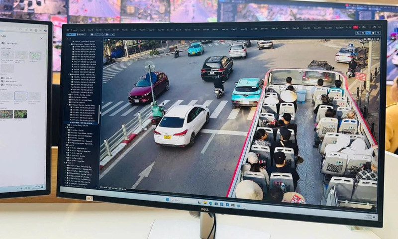 Un écran de surveillance du trafic via des caméras dotées d’intelligence artificielle. Photo : VnExpress.