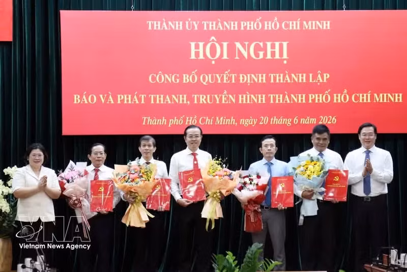 La direction de la nouvelle Agence de presse et de radiotélévision de Hô Chi Minh-Ville. Photo : VNA.