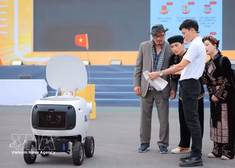 D’ici 2030, le Vietnam ambitionne de faire émerger au moins dix grandes entreprises technologiques stratégiques nationales. Photo : VNA.
