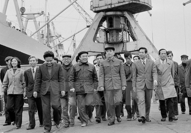 Quelques clichés inoubliables de Nguyên Van Linh ảnh 2 Quelques clichés inoubliables de Nguyên Van Linh ảnh 2