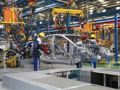 Une chaîne de production automobile de Hyundai Thanh Cong. Photo: VNA