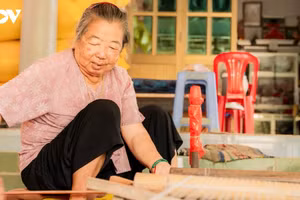 Le tissage des nattes de Ca Hom, un patrimoine khmer centenaire