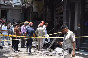 L’ambassade du Vietnam en Inde a confirmé qu’aucun ressortissant vietnamien ne figure parmi les victimes de l’incendie survenu le 3 juin au matin à l’hôtel Flourish Stay, dans le quartier de Malviya Nagar, au sud de New Delhi. Photo: Xinhua/VNA.