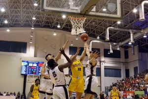 Le basketball vietnamien accélère sa transformation. Photo : VNA.