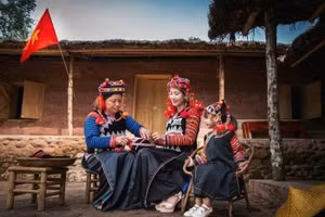 Les Ha Nhi à Sin Thau célèbrent De Khu Cha, la fête de la saison des pluies