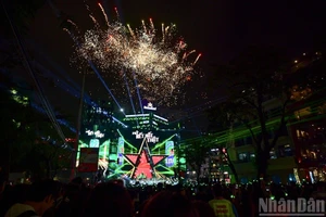 [Photo] Ambiance du réveillon du Nouvel An 2026 à Hanoï