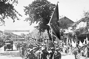 71e anniversaire de la Libération de la capitale : un jalon héroïque des Hanoïens