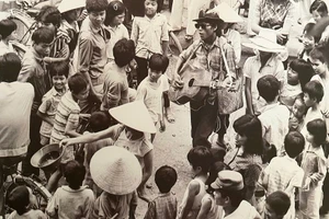Hanoï des années 1980 : instants de vie et souvenirs de rue