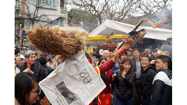 La fête de la cuisson du riz au village Thi Câm ảnh 3