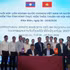 Des représentants du groupe de coordination interministériel Vietnam-Laos signent le procès-verbal de la réunion. Photo : Ministère de l’Industrie et du Commerce.