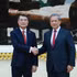 Le Premier ministre cambodgien Hun Manet accueille son homologue vietnamien Le Minh Hung, en visite officielle au Cambodge. Photo : VNA.