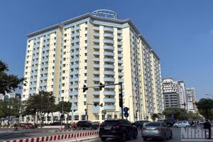 Un immeuble de relogement renaît après de longues années d’abandon. Photo: nhandan.vn