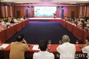La vue générale de la conférence. Photo : sonlq.gov.vn
