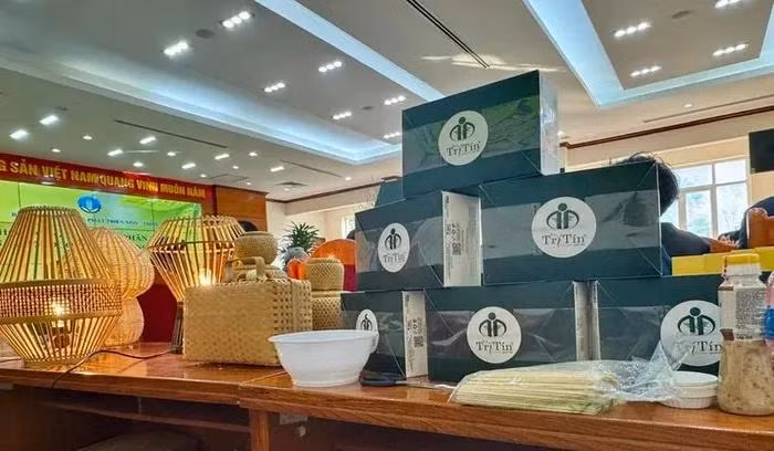 Les produits OCOP gagnent progressivement en popularité auprès des consommateurs. Les produits OCOP gagnent progressivement en popularité auprès des consommateurs.