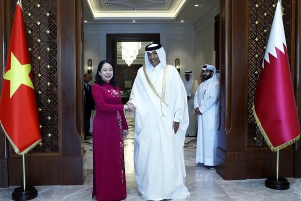 La Vice-Présidente vietnamienne, Vo Thi Anh Xuân, et le Président du Conseil consultatif du Qatar, Hassan Bin Abdullah Al-Ghanim. Photo: VNA