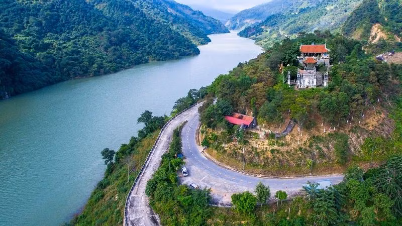 Le temple dédié au roi Lê Thái Tô, où a été installé un panneau équipé d’une puce NFC dans le cadre du projet « Yêu lắm Việt Nam ».