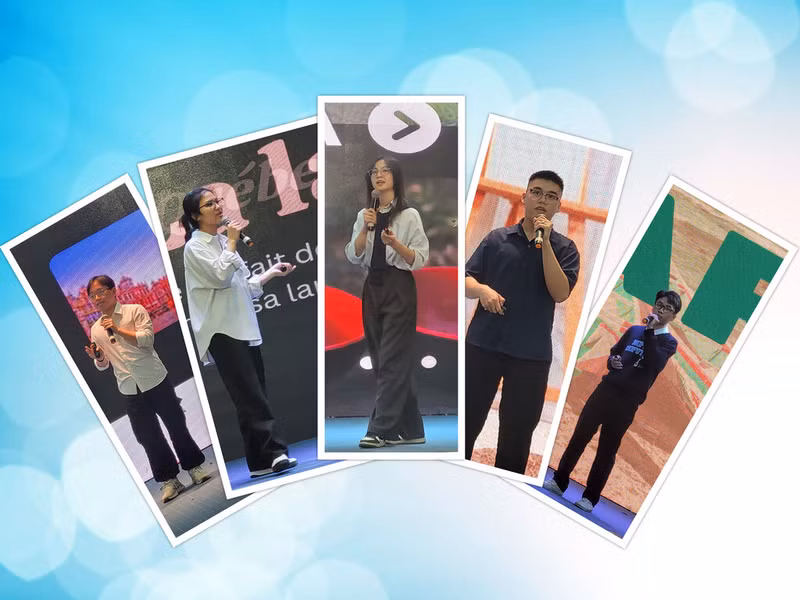 Les cinq finalistes du concours d’orateur "Destinations francophones : découverte et inspiration". Photo : TH/CVN.