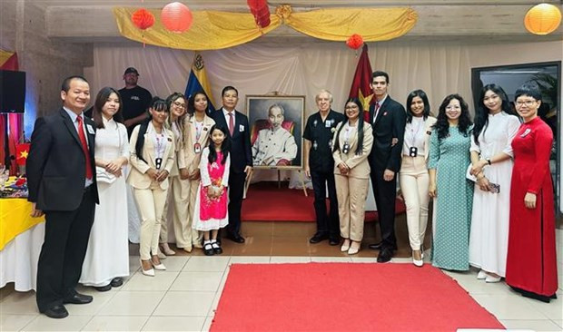 Lors de l’événement à Caracas, au Venezuela, le 19 janvier. Photo : Ambassade du Vietnam au Venezuela