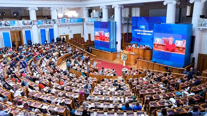Le président du Conseil de la Fédération de Russie a pris la parole lors de la séance plénière. (Photo : Conseil de la Fédération de Russie)