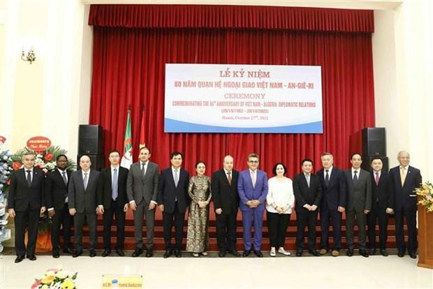 Cérémonie marquant le 60e anniversaire de l’établissement des relations diplomatiques entre le Vietnam et l'Algérie. Photo: VNA
