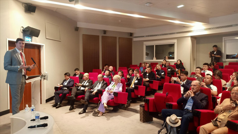 Panorama du colloque de promotion du commerce Vietnam-France. Photo: VNA