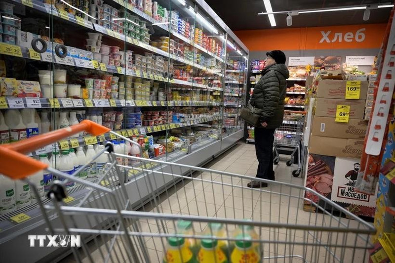 Dans une supermarché à Moscou, en Russie. Photo : VNA.