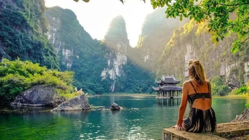 Ninh Binh attire beacoup de touristes. Photo : VietnamPlus.
