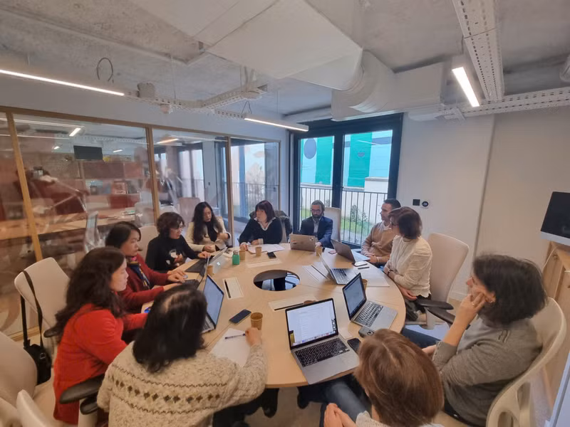 La délégation vietnamienne travaille avec l’Institut Français. Photo : bvhttdl.