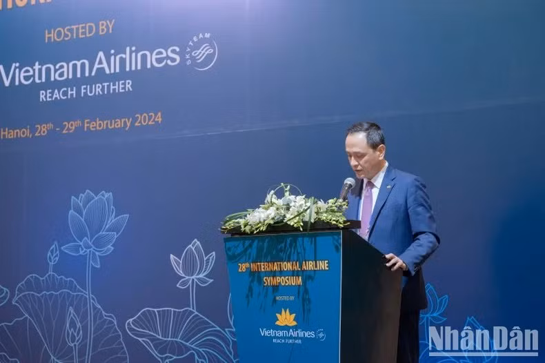 Lê Hông Hà, directeur général de Vietnam Airlines. Lê Hông Hà, directeur général de Vietnam Airlines.