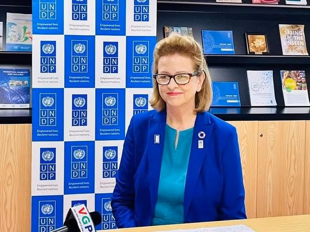L’ancienne représentante résidente du PNUD au Vietnam, Caitlin Wiesen. Photo : VGP.