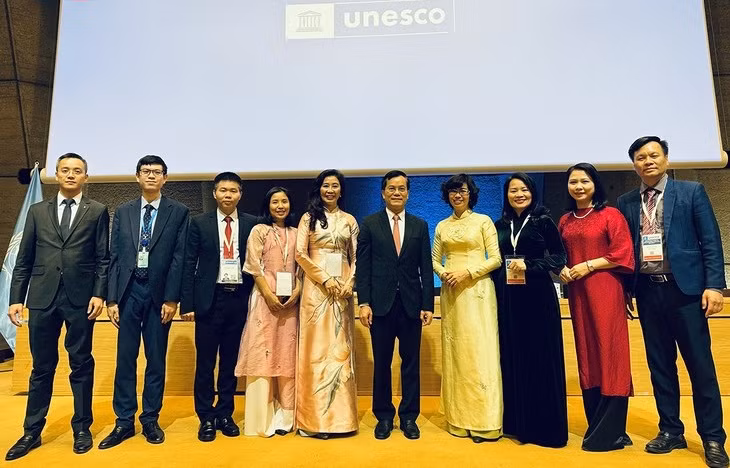 La délégation vietnamienne auprès de l'UNESCO. Photo : Anh Tuân/VOV.