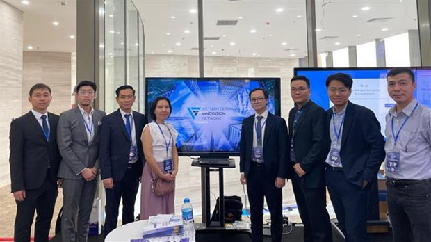 Groupe de travail du réseau d'innovation au Centre NIC Hoa Lac, en banlieue de la capitale Hanoi. Photo : VNA.