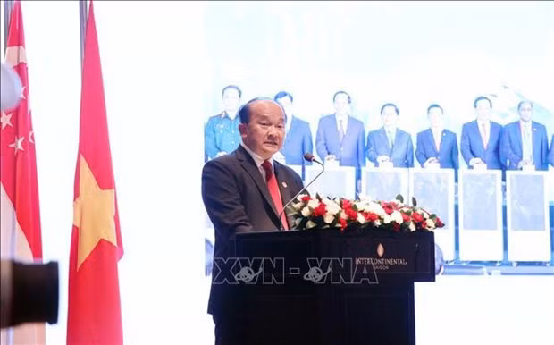 Le consul général de Singapour à Hô Chi Minh-Ville, Roy Kho Ngee Seng, lors de la cérémonie à Hô Chi Minh-Ville, le 16 août. Photo : VNA.