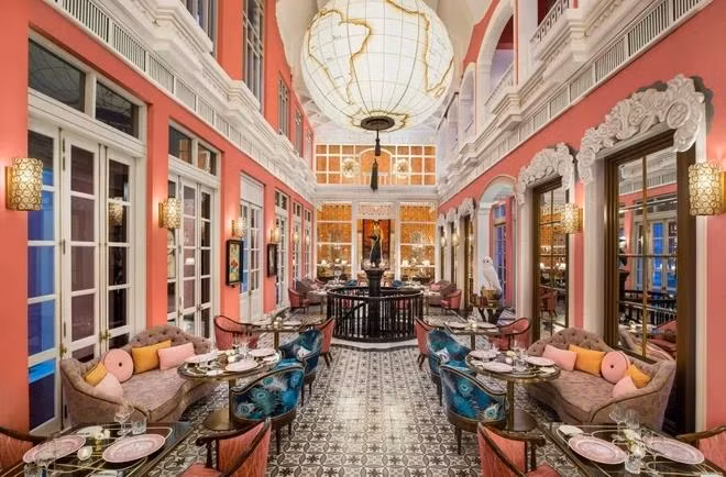 Restaurant Pink Pearl du complexe JW Marriott Phu Quoc Emerald Bay. Restaurant Pink Pearl du complexe JW Marriott Phu Quoc Emerald Bay.