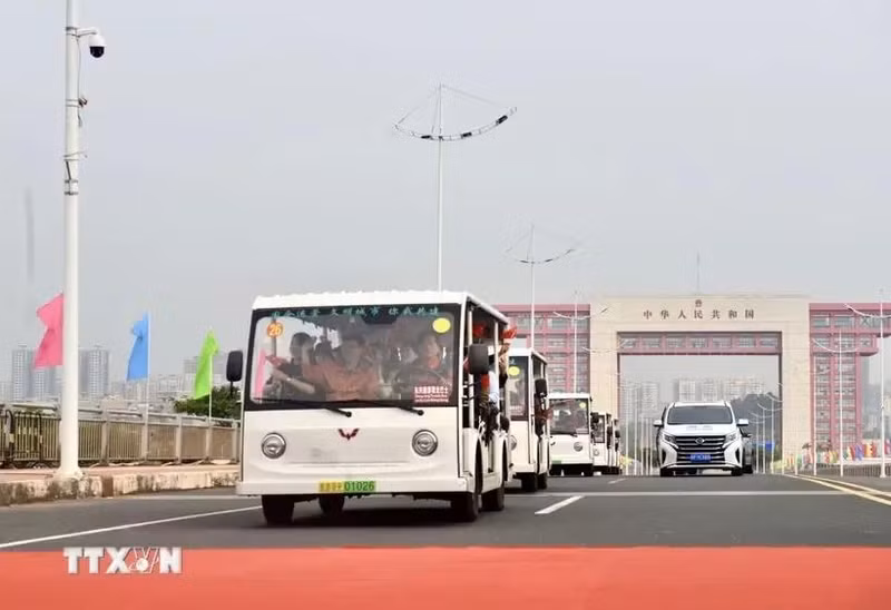 Poste-frontière Bac Luân 2, ville de Mong Cai, province de Quang Ninh (au Nord-Est du Vietnam). Photo : VNA.